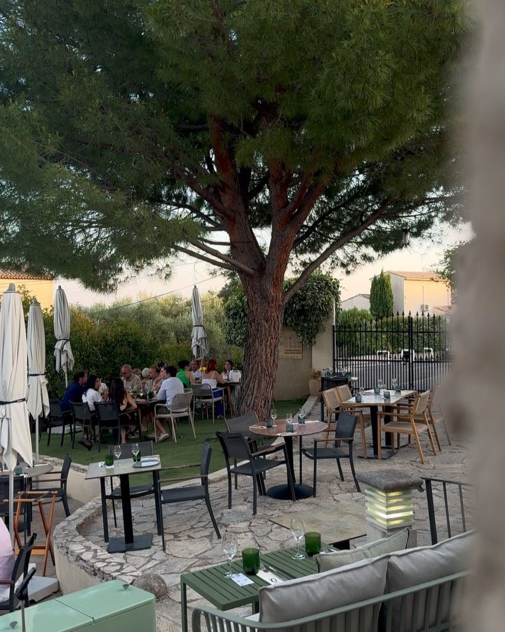 Instagram post from la.quinta_allauch. This post is in position 4.